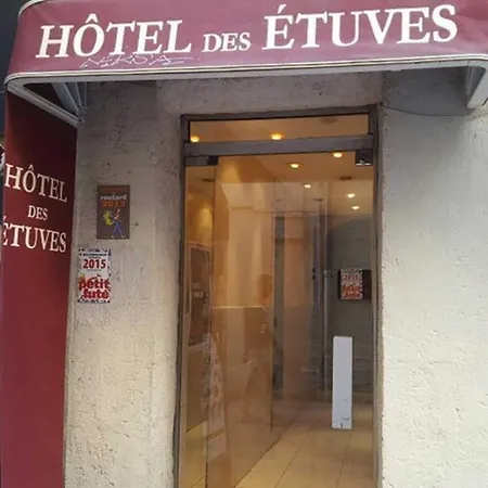 Des Etuves Hotel *