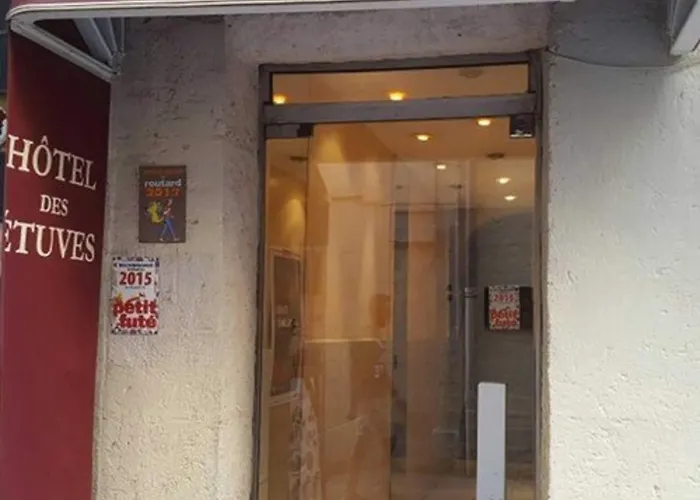 Des Etuves Hotel *